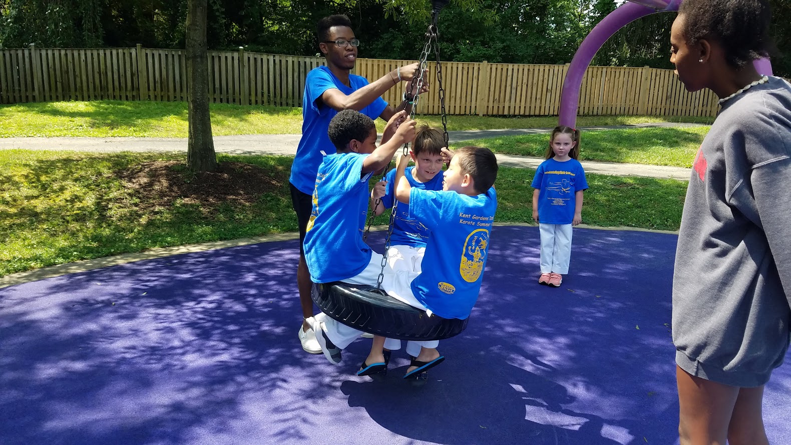 Tire swing with instructor